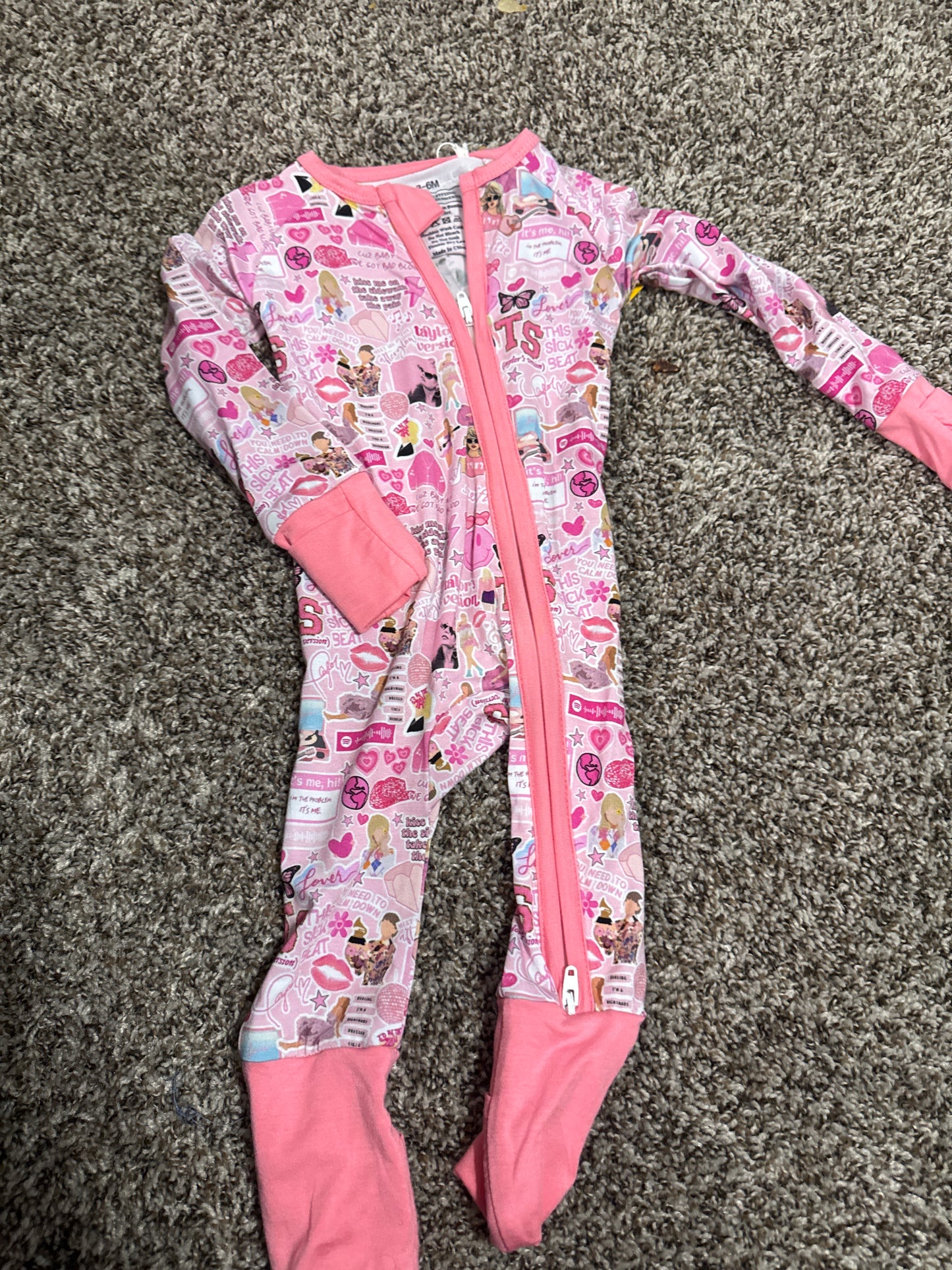 Taylor Swift- 3-6month