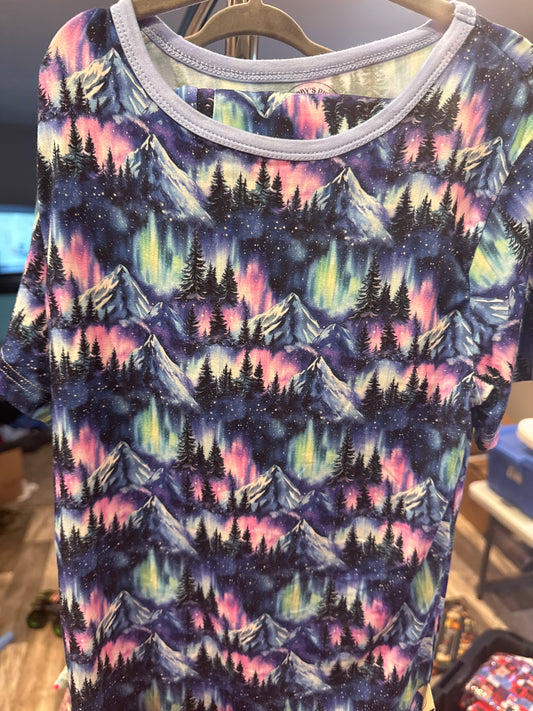 Northern Lights Short Sleeves/Shorts Set