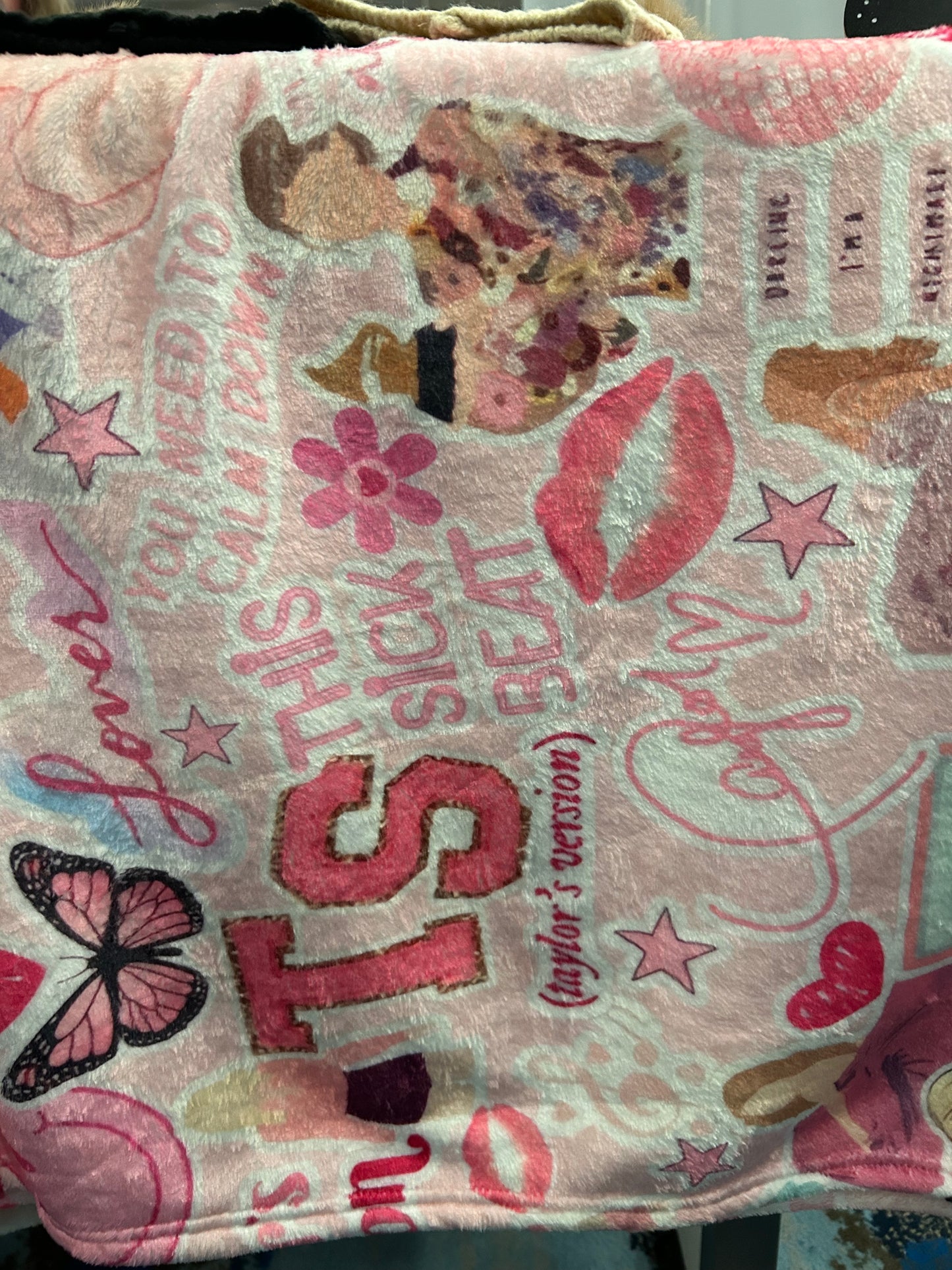 Taylor Swift Plush Blanket